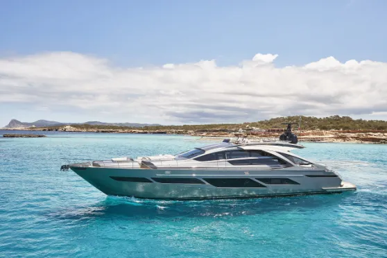 BALOO III Luxury Charter Yacht by Pershing Charteryachtsfinder.com