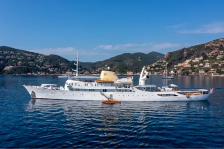 CHRISTINA O Luxury Charter Yacht