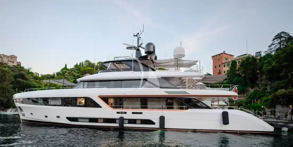 EH2 Luxury Charter Yacht by Benetti Portofino