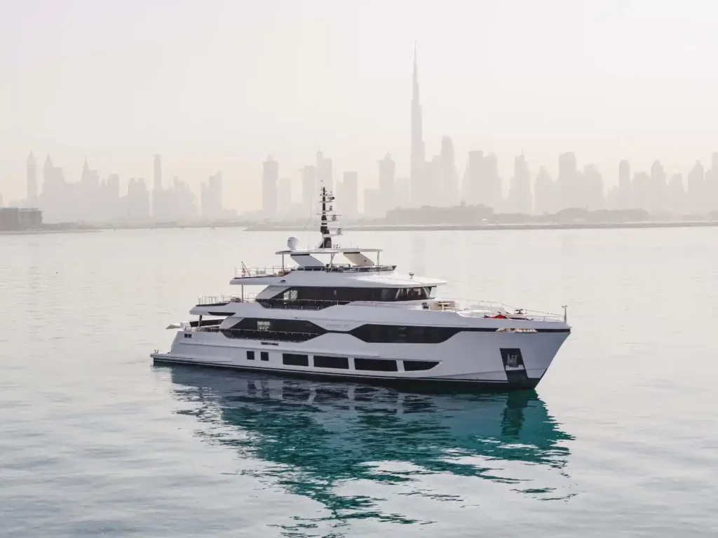 ROCKET ONE Luxury Charter Yacht by Majesty Yachts